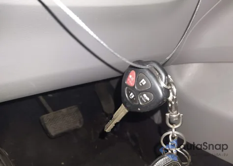 2013 Toyota Corolla Le из США, поврежденный, VIN 2T1BU4EE7DC922723